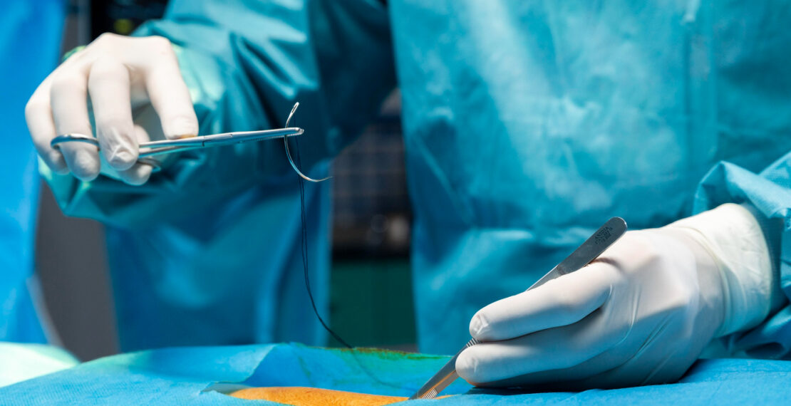 surgical-procedure-made-by-doctor